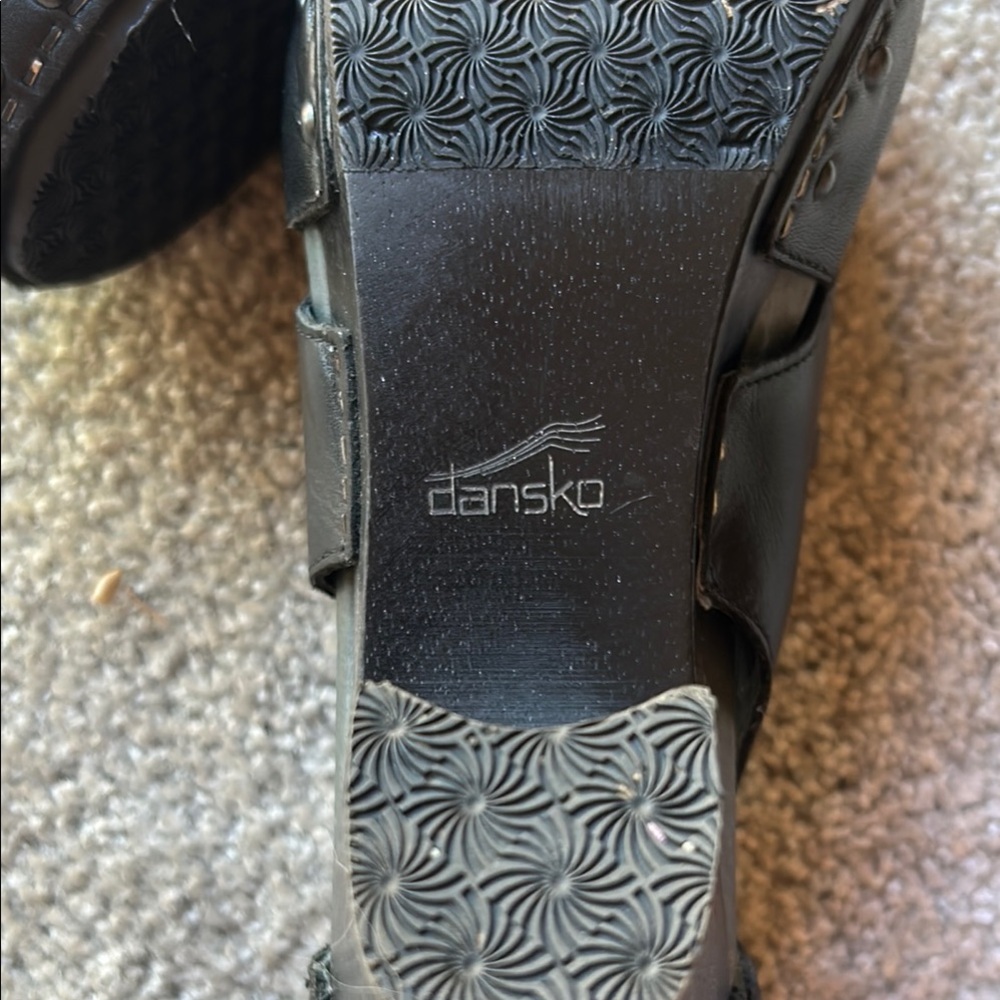 Black leather Dansko high heels - Picture 6 of 9